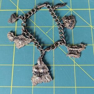 Vintage Hawaii Souvenir Silvertone Bracelet